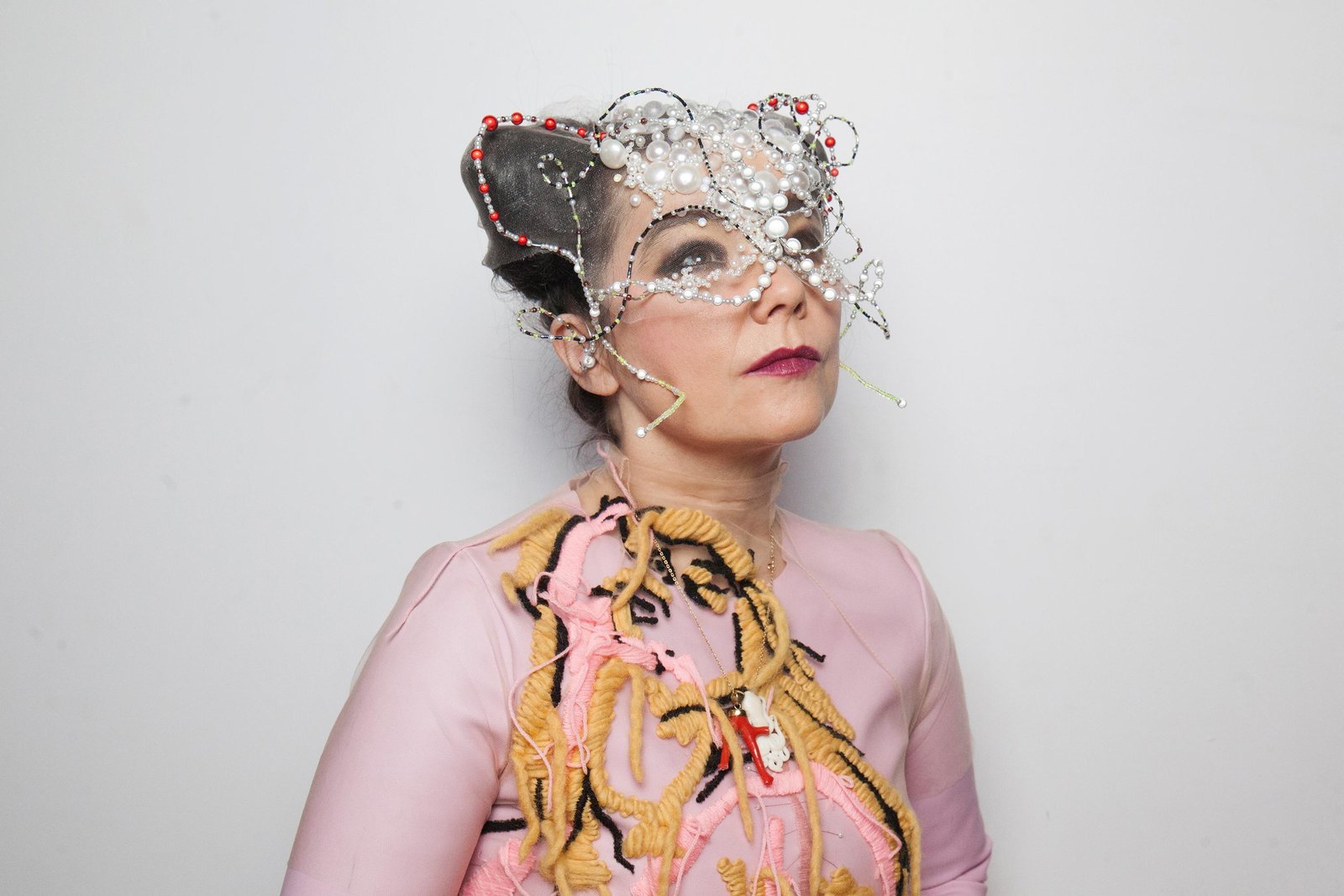 Björk anuncia nuevo disco de estudio para este año "Fossora"