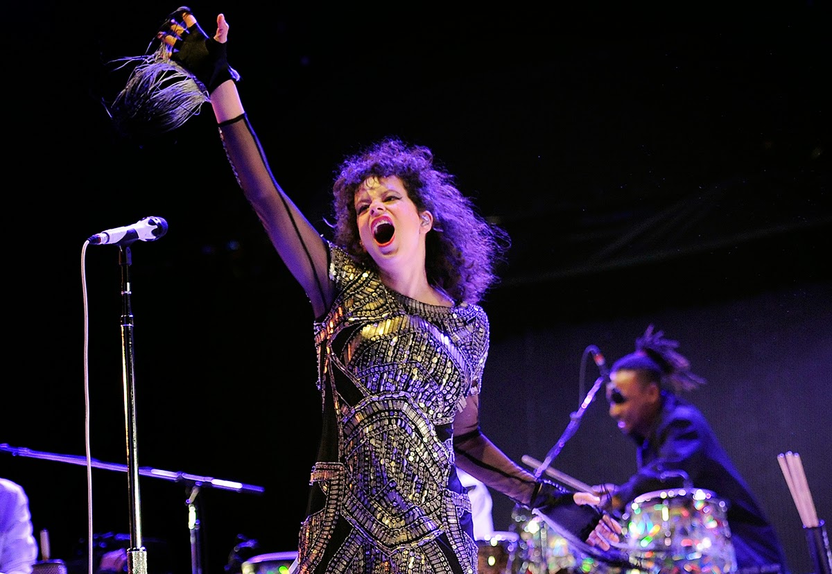 Régine Chassagne De Arcade Fire Recibe Un Doctorado Honorario